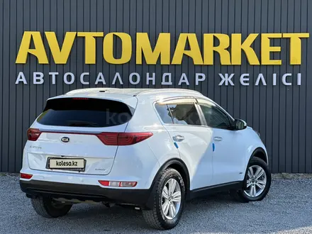 Kia Sportage 2018 года за 8 890 000 тг. в Актобе – фото 4