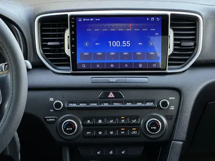 Kia Sportage 2018 года за 8 890 000 тг. в Актобе – фото 6