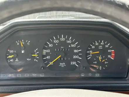 Mercedes-Benz E 230 1991 годаүшін990 000 тг. в Актобе – фото 16