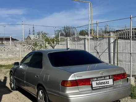 Toyota Camry 2001 года за 4 200 000 тг. в Тараз – фото 3