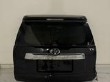 Крышка багажника в сборе на TOYOTA LAND CRUISER PRADO за 750 000 тг. в Алматы