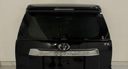 Крышка багажника в сборе на TOYOTA LAND CRUISER PRADO за 750 000 тг. в Алматы