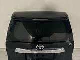 Крышка багажника в сборе на TOYOTA LAND CRUISER PRADO за 750 000 тг. в Алматы – фото 4