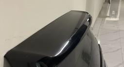 Крышка багажника в сборе на TOYOTA LAND CRUISER PRADO за 750 000 тг. в Алматы – фото 5