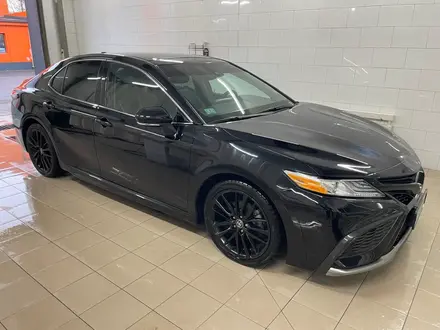 Toyota Camry 2021 года за 13 000 000 тг. в Атырау – фото 6
