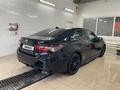 Toyota Camry 2021 года за 13 000 000 тг. в Атырау – фото 7