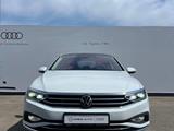 Volkswagen Passat 2022 года за 14 850 000 тг. в Астана – фото 5