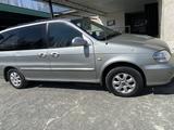 Kia Carnival 2001 года за 2 500 000 тг. в Кордай