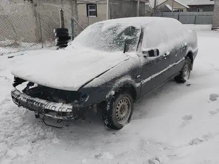 Volkswagen Passat 1994 года за 400 000 тг. в Аксай – фото 2