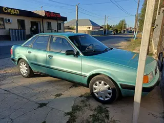 Audi 80