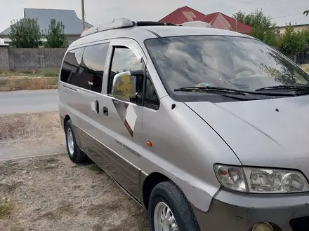 Hyundai Starex 2003 года за 3 000 000 тг. в Шымкент – фото 2