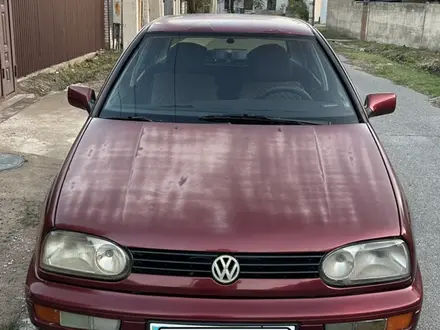 Volkswagen Golf 1997 года за 1 500 000 тг. в Шымкент