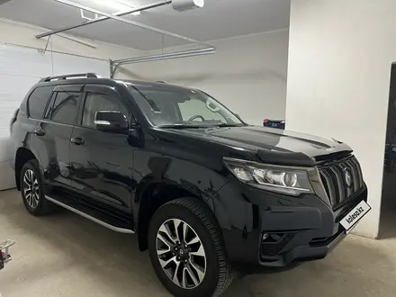 Toyota Land Cruiser Prado 2022 года за 27 000 000 тг. в Атырау