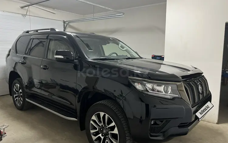 Toyota Land Cruiser Prado 2022 года за 27 000 000 тг. в Атырау