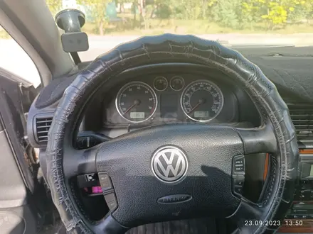 Volkswagen Passat 2002 года за 2 300 000 тг. в Талдыкорган – фото 2