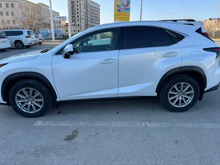 Lexus NX 200 2015 года за 14 500 000 тг. в Атырау – фото 2