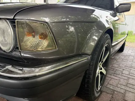 BMW 730 1992 года за 2 300 000 тг. в Алматы – фото 11