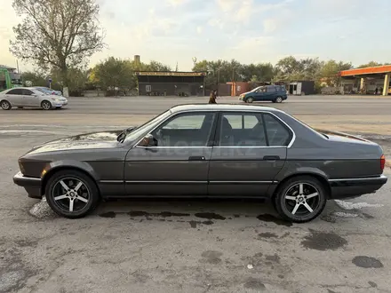 BMW 730 1992 года за 2 300 000 тг. в Алматы – фото 6