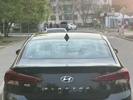 Hyundai Elantra 2019 года за 8 500 000 тг. в Алматы – фото 5