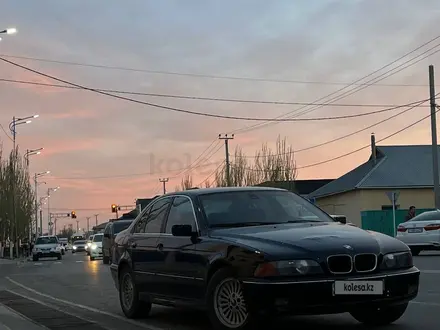 BMW 528 1997 года за 2 800 000 тг. в Кызылорда – фото 2