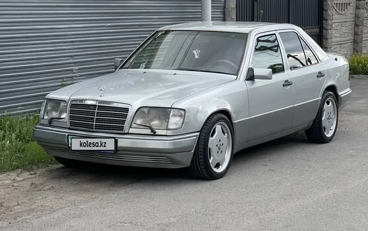 Mercedes-Benz E 320 1993 года за 3 200 000 тг. в Алматы