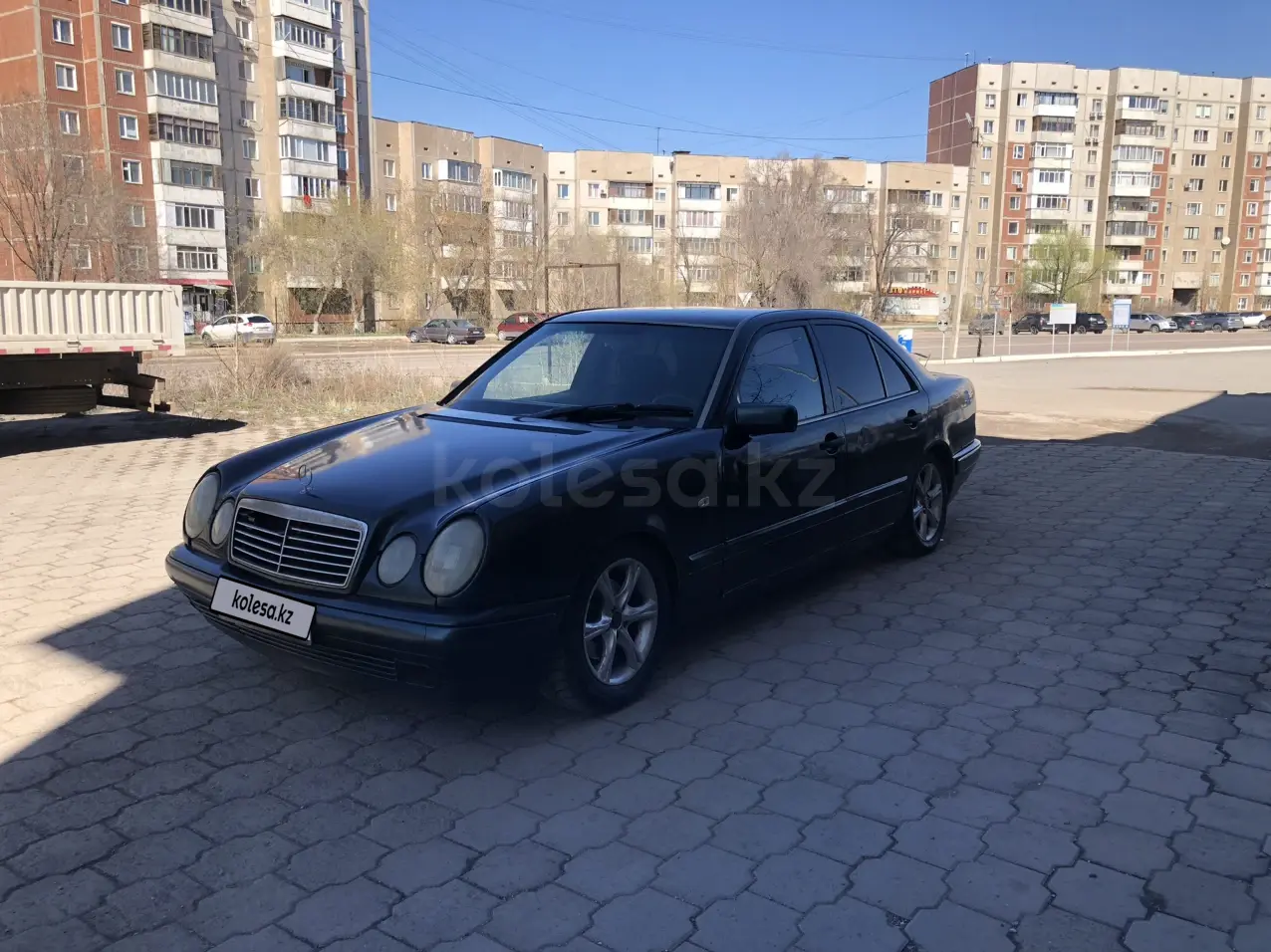 Mercedes-Benz E-Class, 1995