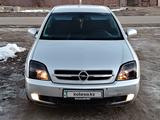 Opel Vectra 2004 годаfor2 900 000 тг. в Актобе