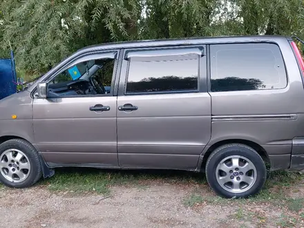 Toyota Town Ace Noah 1997 года за 2 700 000 тг. в Алматы