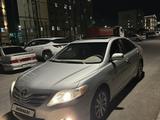 Toyota Camry 2011 года за 7 900 000 тг. в Туркестан – фото 2