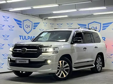 Toyota Land Cruiser 2018 года за 37 600 000 тг. в Шымкент