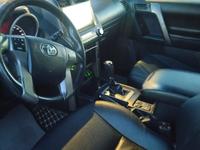 Toyota Land Cruiser Prado 2012 годаfor19 500 000 тг. в Усть-Каменогорск