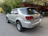 Toyota Fortuner 2006 года за 10 000 000 тг. в Астана – фото 5