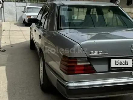 Mercedes-Benz E 230 1991 года за 1 250 000 тг. в Шымкент – фото 3