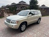 Toyota Highlander 2001 года за 7 800 000 тг. в Алматы – фото 2