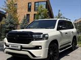Toyota Land Cruiser 2017 годаүшін34 000 000 тг. в Алматы – фото 2
