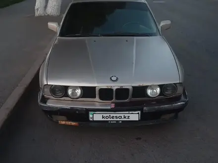 BMW 520 1991 года за 1 000 000 тг. в Астана