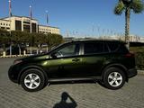 Toyota RAV4 2013 годаfor11 000 000 тг. в Атырау – фото 4