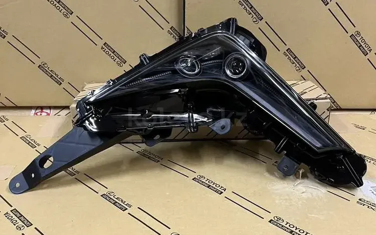 Противатуманка Lexus LX 570 ORIGINAL Black Vision за 180 000 тг. в Алматы