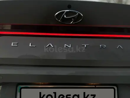 Hyundai Elantra 2022 года за 10 950 000 тг. в Усть-Каменогорск – фото 7