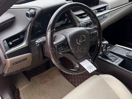 Lexus ES 350 2019 года за 27 000 000 тг. в Атырау – фото 12