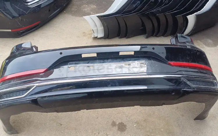 Задний бампер на кия к7 за 5 600 тг. в Атырау