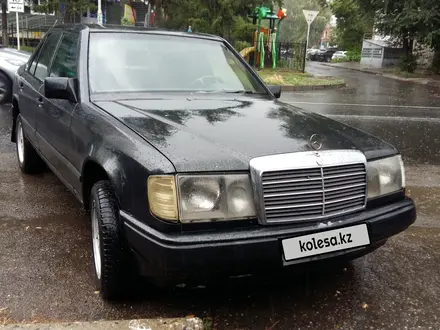 Mercedes-Benz E 200 1988 года за 1 500 000 тг. в Усть-Каменогорск – фото 9