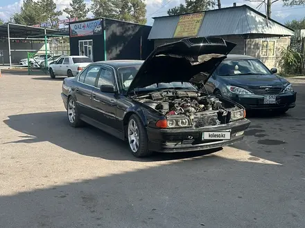 BMW 730 1995 года за 2 100 000 тг. в Алматы – фото 3