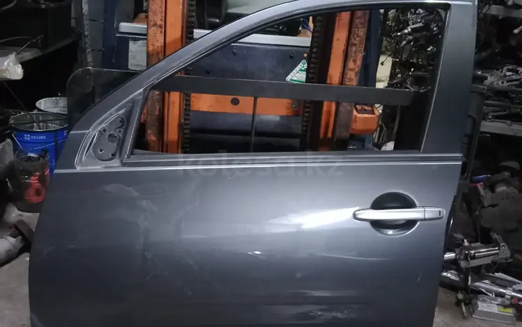 Дверь передняя Mitsubishi Outlander XL за 65 000 тг. в Алматы
