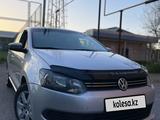 Volkswagen Polo 2014 года за 4 599 000 тг. в Шымкент – фото 2