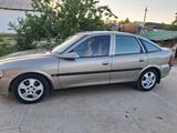 Opel Vectra 1997 года за 1 400 000 тг. в Жетысай – фото 5