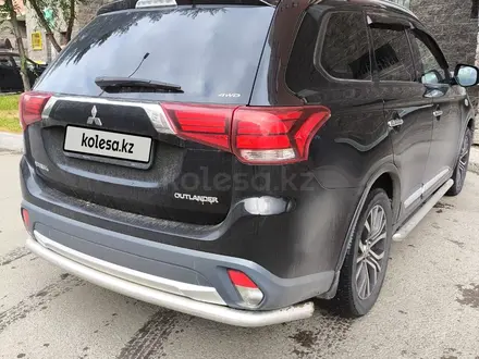 Mitsubishi Outlander 2015 года за 10 500 000 тг. в Астана – фото 3