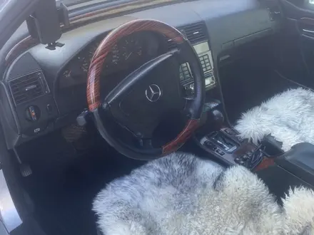 Mercedes-Benz C 220 1996 года за 2 950 000 тг. в Караганда – фото 13