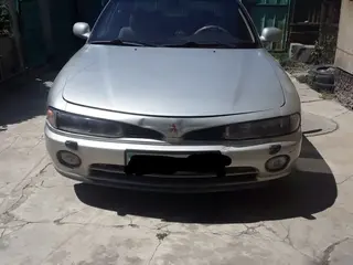 Mitsubishi Galant