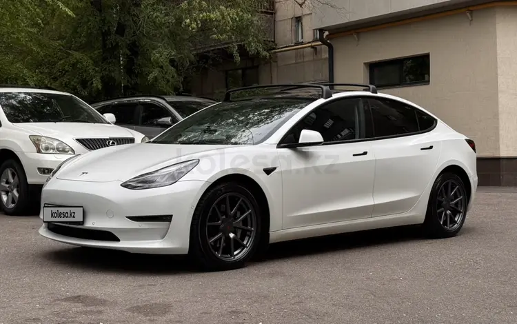 Tesla Model 3 2021 года за 13 000 000 тг. в Алматы